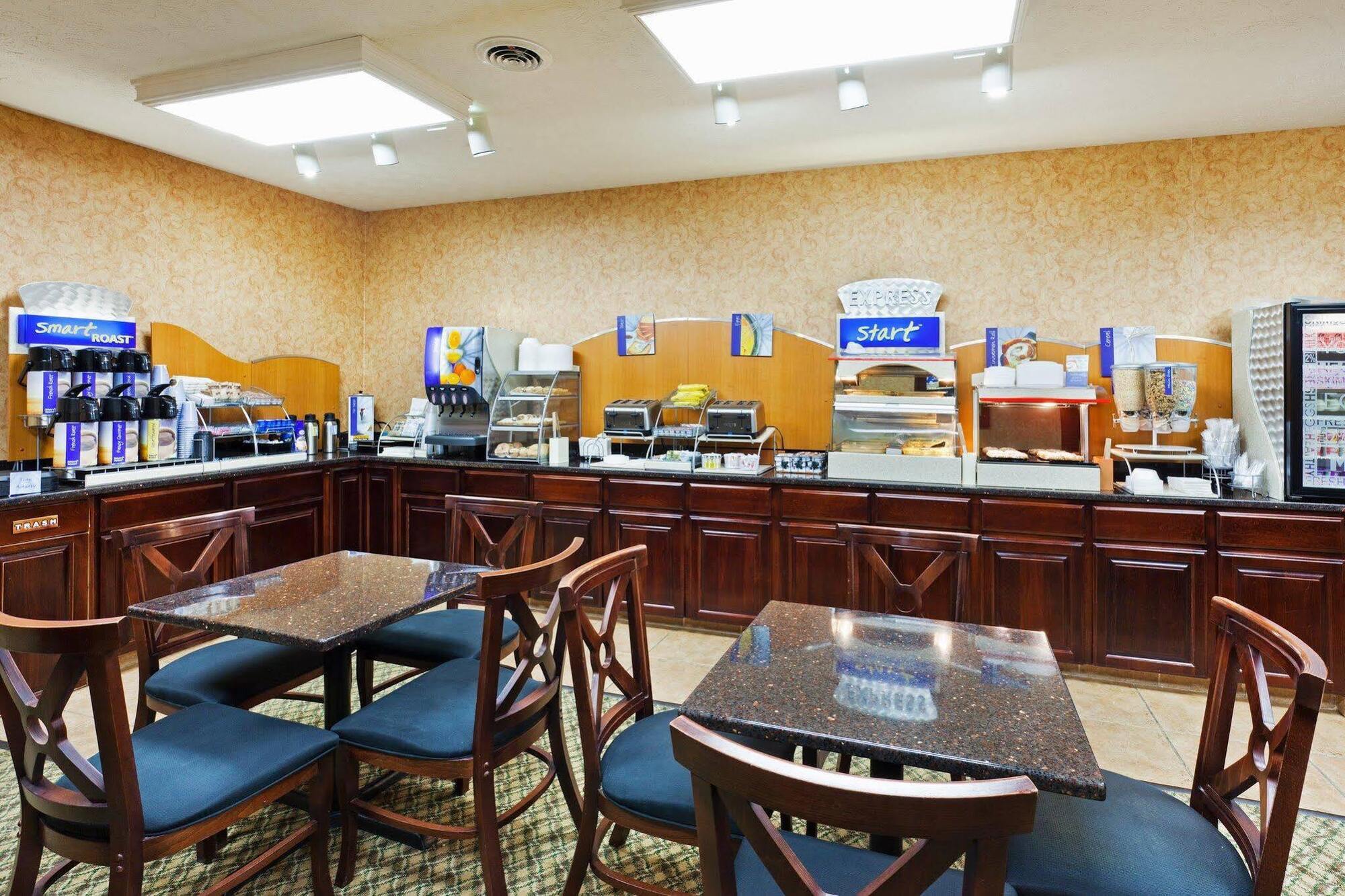 Holiday Inn Express Dandridge, An Ihg Hotel Extérieur photo