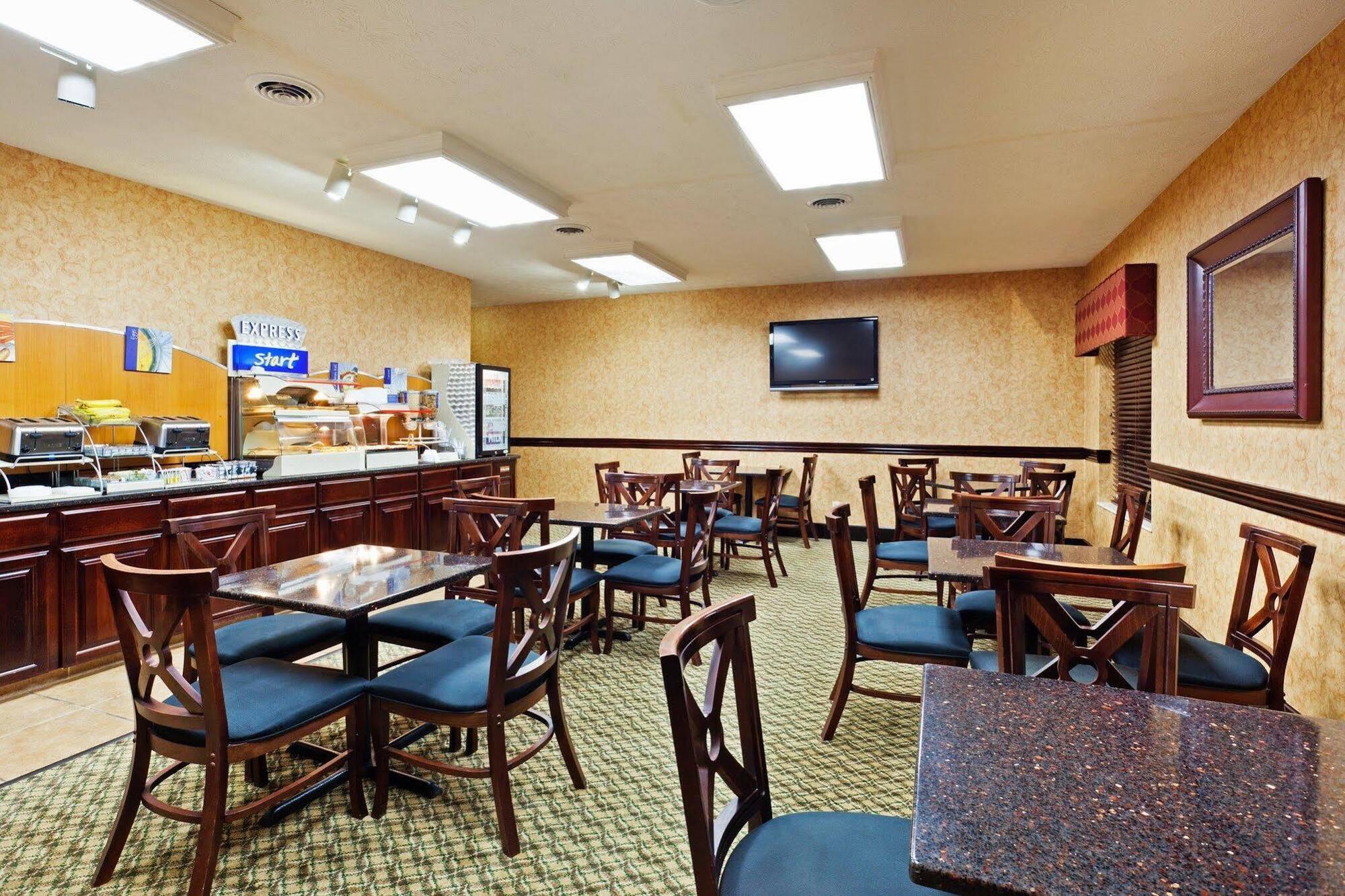 Holiday Inn Express Dandridge, An Ihg Hotel Extérieur photo